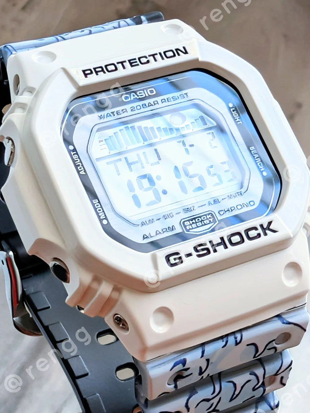 Casio G-SHOCK White Digital Watch Kanagawa